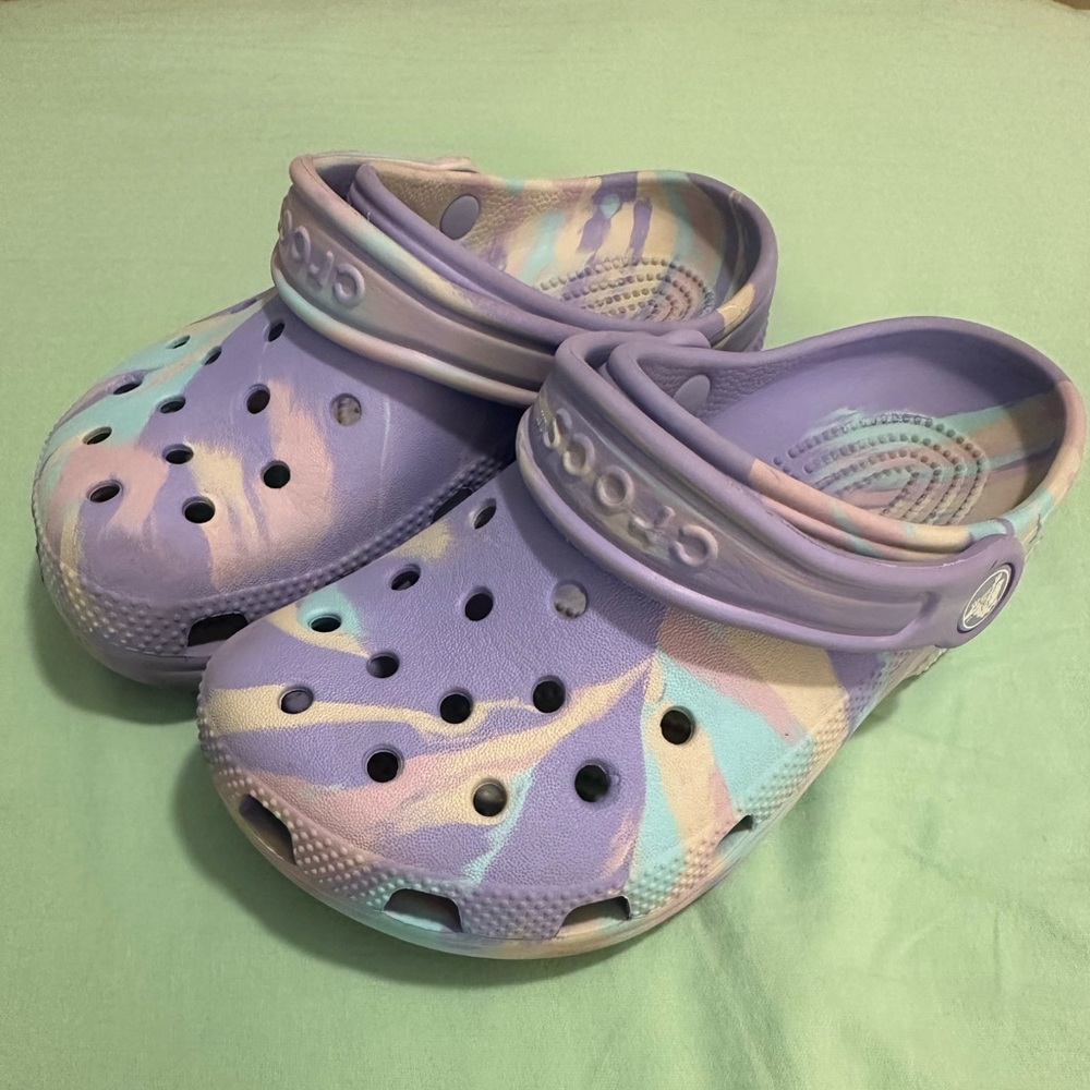 CROCS Purple Tie-Dye 💜